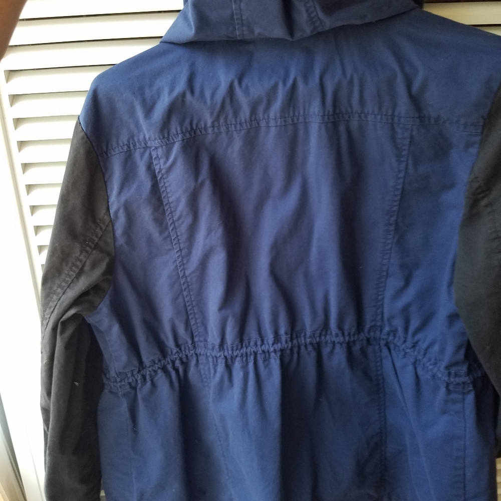 Jacket - Picture 2 of 5